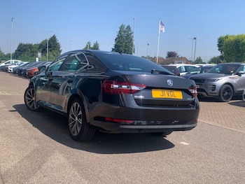 Used Skoda Superb 2015 for sale - 79187220: Photo