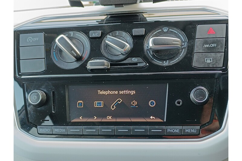 Used Volkswagen up! 2020 for sale - 77303251: Photo 30