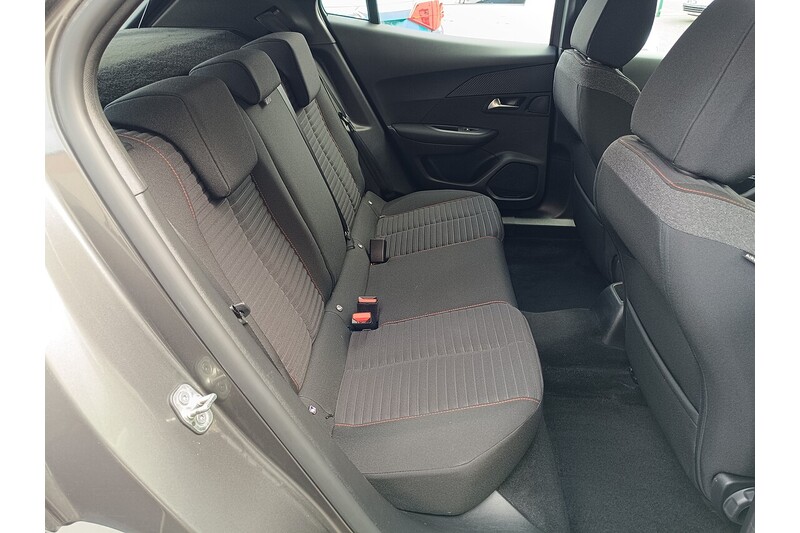 Used Peugeot 2008 2022 for sale - 76618221: Photo 17