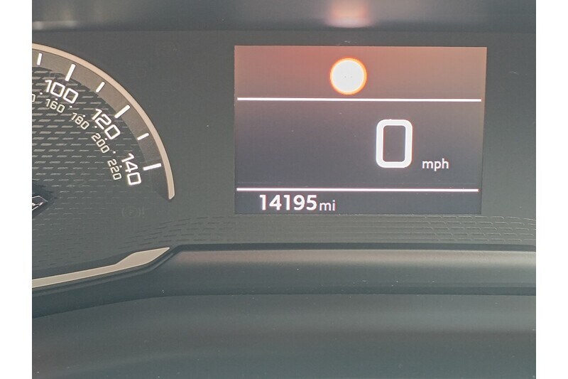 Used Peugeot 2008 2022 for sale - 76618221: Photo 26