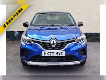 Used Renault Captur 2023 for sale - 78300040: Photo