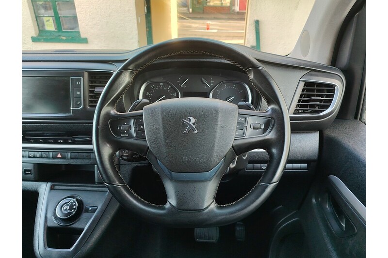 Used Peugeot Traveller 2020 for sale - 77213122: Photo 30