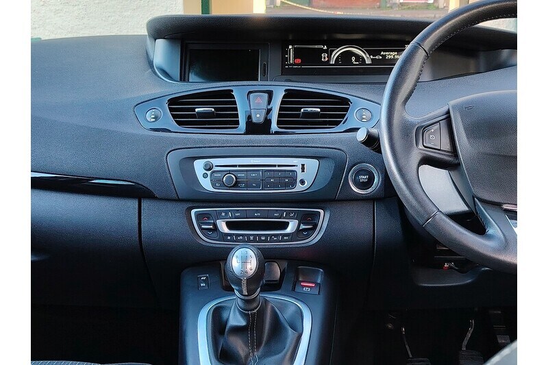 Used Renault Scenic 2013 for sale - 76798840: Photo 27