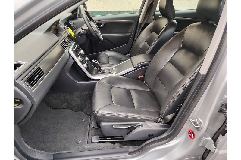 Used Volvo XC70 2015 for sale - 77735253: Photo 14