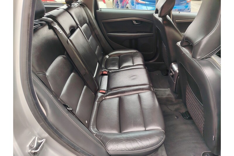 Used Volvo XC70 2015 for sale - 77735253: Photo 16