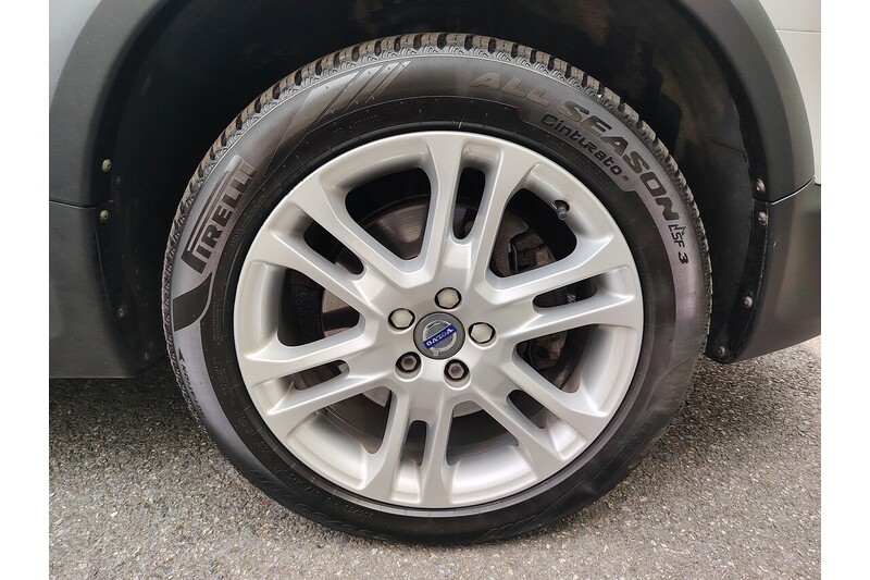 Used Volvo XC70 2015 for sale - 77735253: Photo 23