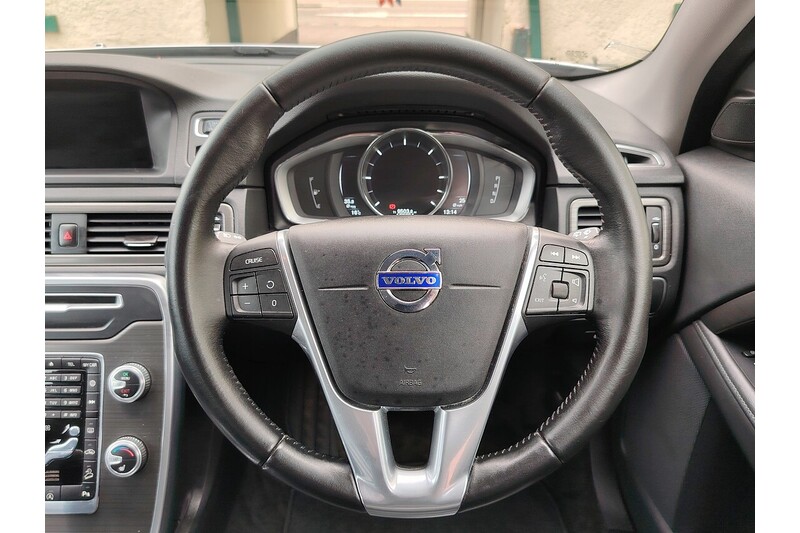 Used Volvo XC70 2015 for sale - 77735253: Photo 24