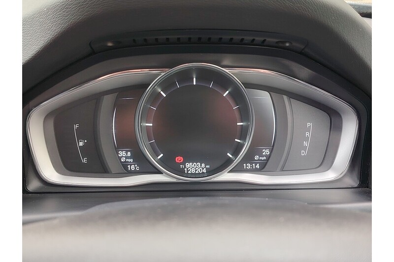 Used Volvo XC70 2015 for sale - 77735253: Photo 25