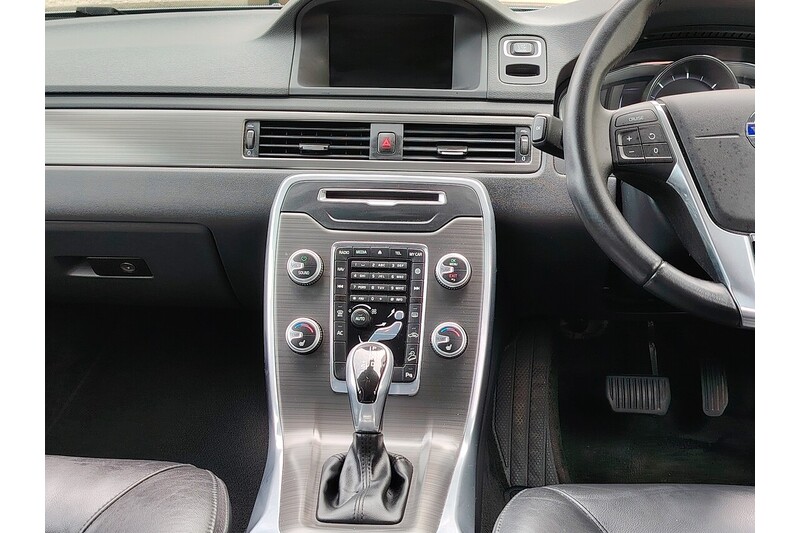 Used Volvo XC70 2015 for sale - 77735253: Photo 27