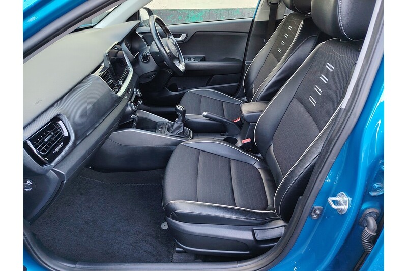 Used Kia Stonic 2022 for sale - 76626876: Photo 14