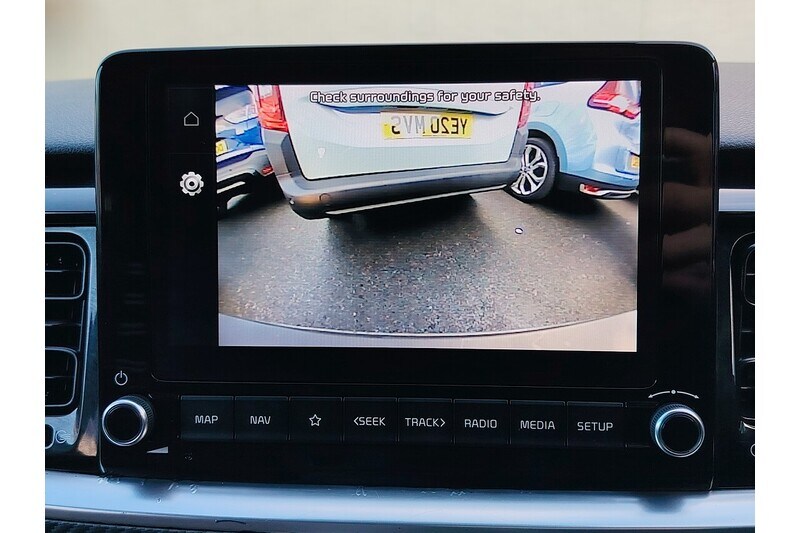 Used Kia Stonic 2022 for sale - 76626876: Photo 31