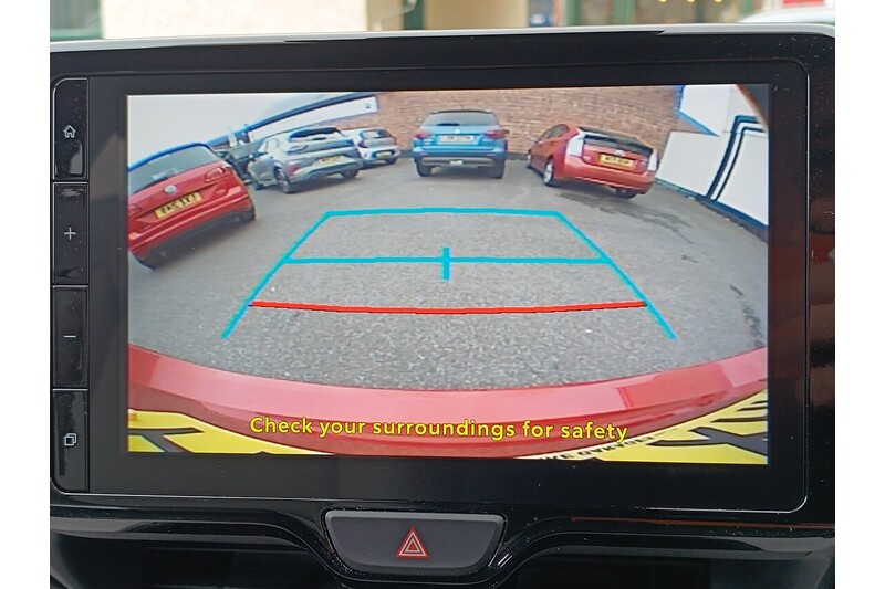 Used Toyota Yaris 2022 for sale - 77384802: Photo 28