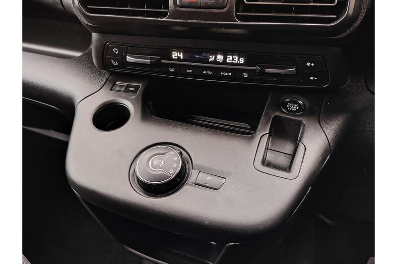 Used Vauxhall Combo Life 2020 for sale - 76612610: Photo 5