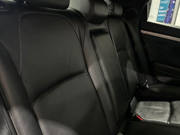 Used Honda Civic 2017 for sale - 75728311: Photo 26