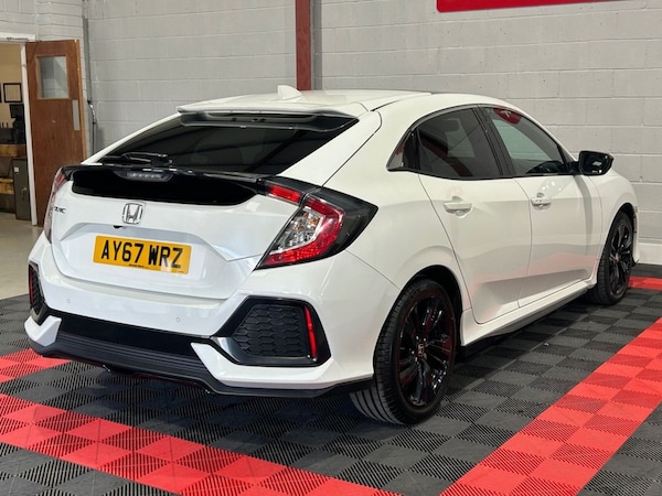 Used Honda Civic 2017 for sale - 75728311: Photo 8