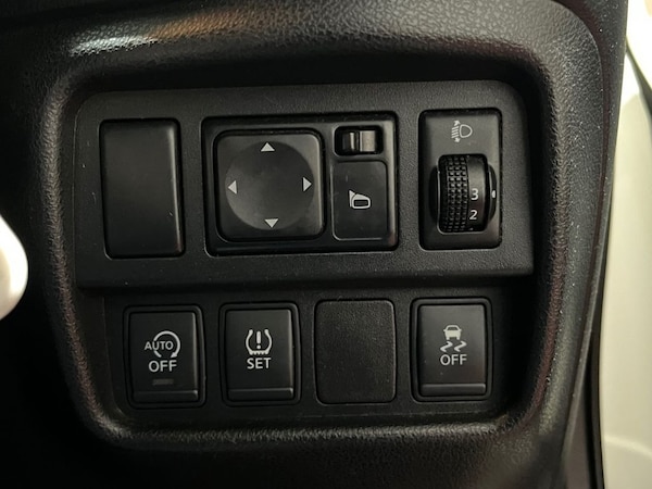 Used Nissan Juke 2015 for sale - 76303494: Photo 30