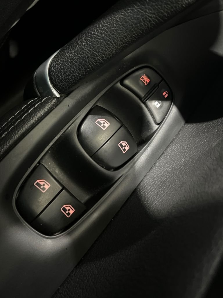 Used Nissan Qashqai 2018 for sale - 76081191: Photo 31