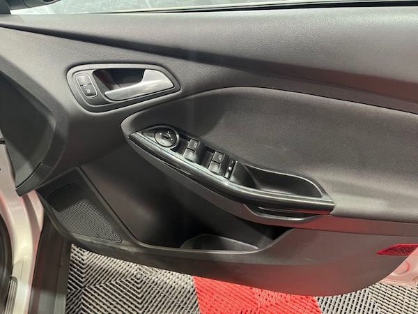 Used Ford Focus 2017 for sale - 76210734: Photo 22