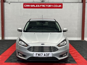 Used Ford Focus 2017 for sale - 76210734: Photo 2
