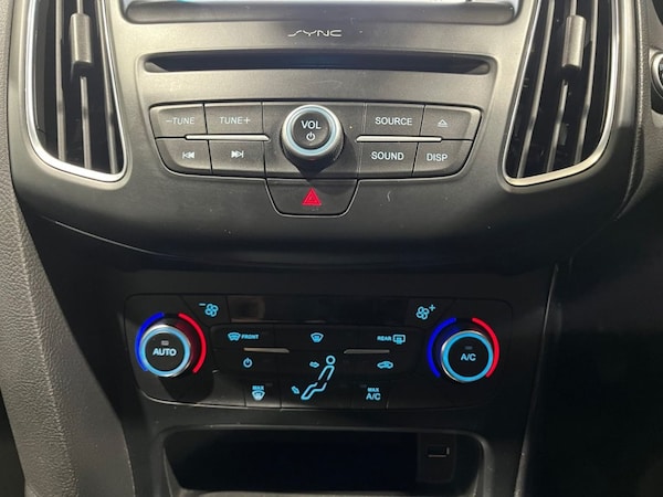 Used Ford Focus 2017 for sale - 76210734: Photo 36