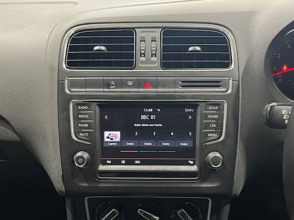 Used Volkswagen Polo 2014 for sale - 76210288: Photo 33
