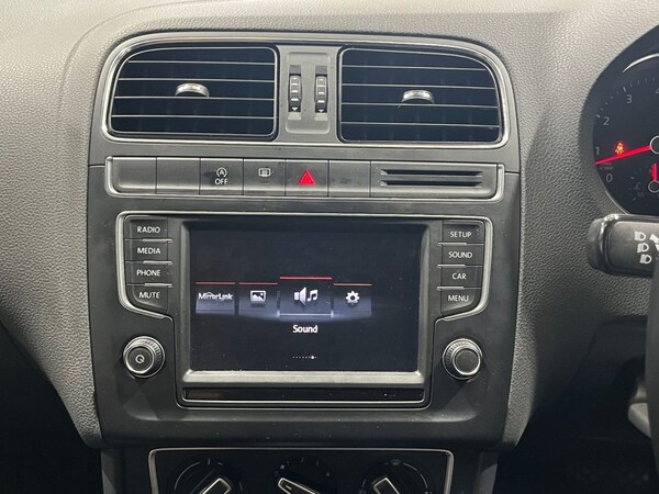 Used Volkswagen Polo 2014 for sale - 76210288: Photo 36
