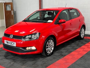 Used Volkswagen Polo 2014 for sale - 76210288: Photo 3