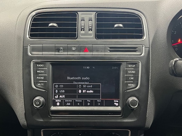 Used Volkswagen Polo 2014 for sale - 76210288: Photo 43