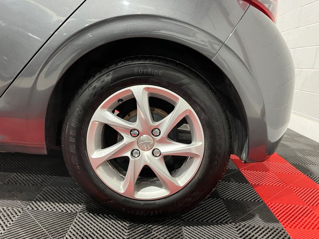 Used Peugeot 208 2016 for sale - 76323575: Photo 13