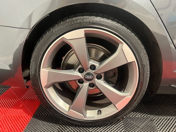 Used Audi A4 Avant 2018 for sale - 75728264: Photo 8