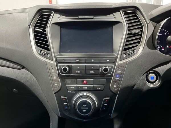 Used Hyundai Santa Fe 2016 for sale - 76210476: Photo 37