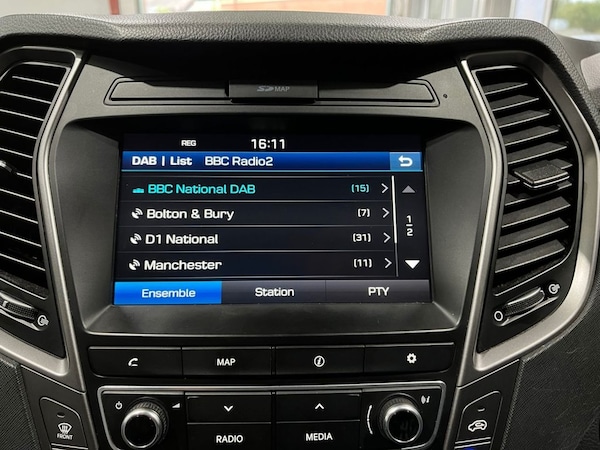Used Hyundai Santa Fe 2016 for sale - 76210476: Photo 41