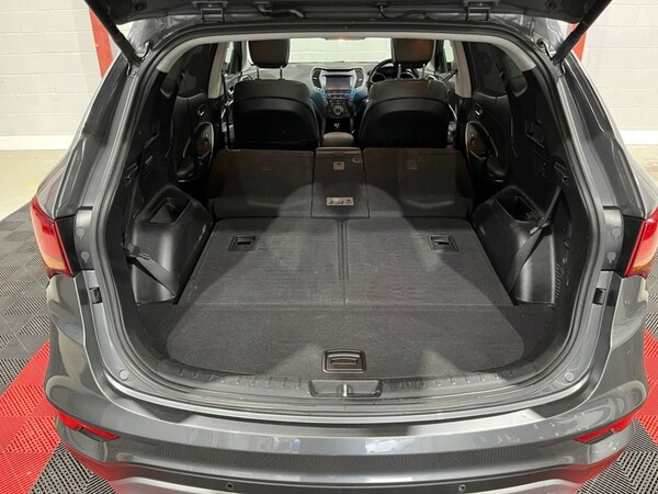Used Hyundai Santa Fe 2016 for sale - 76210476: Photo 49