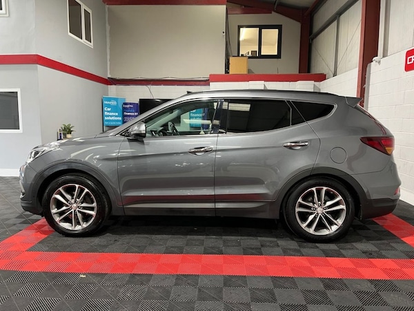 Used Hyundai Santa Fe 2016 for sale - 76210476: Photo 8