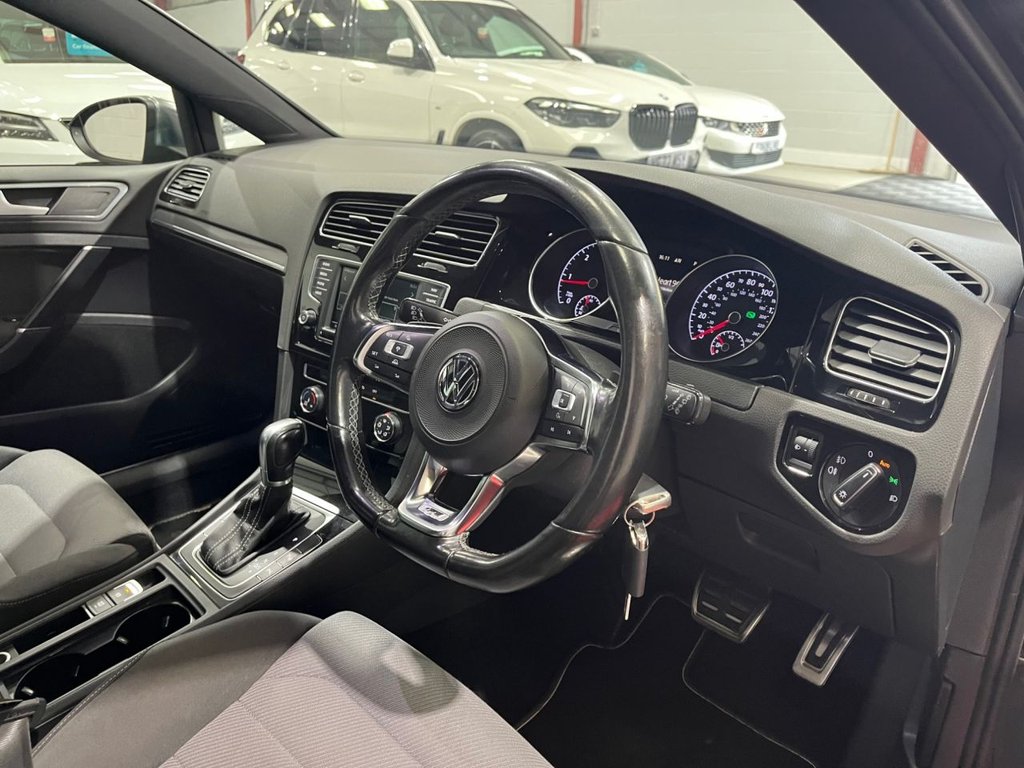 Used Volkswagen Golf 2016 for sale - 76406159: Photo 14