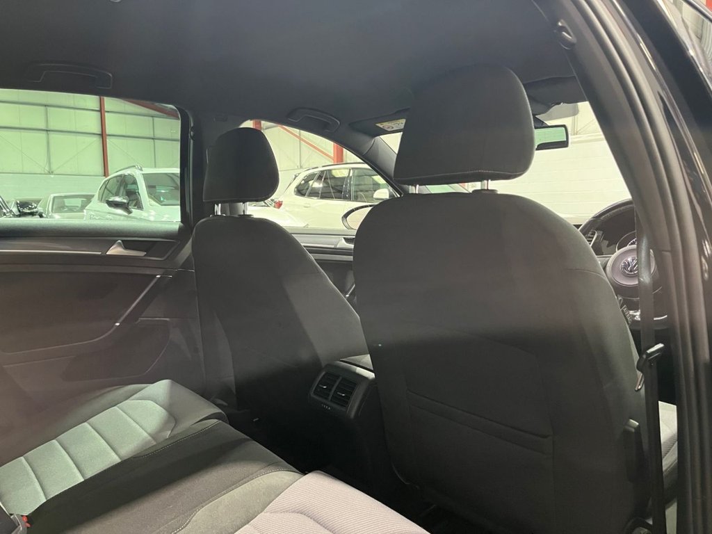 Used Volkswagen Golf 2016 for sale - 76406159: Photo 25