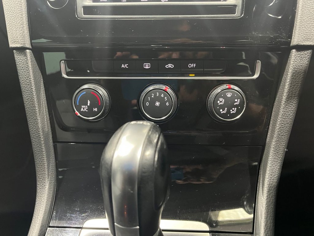 Used Volkswagen Golf 2016 for sale - 76406159: Photo 38