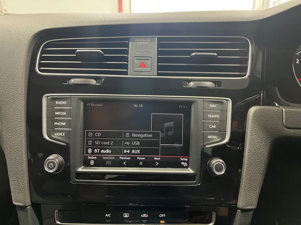 Used Volkswagen Golf 2016 for sale - 76406159: Photo 42