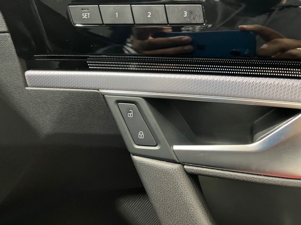 Used Volkswagen Touareg 2020 for sale - 76147742: Photo 39