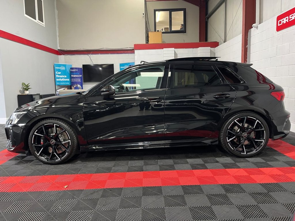 Used Audi RS3 2023 for sale - 76147783: Photo 8