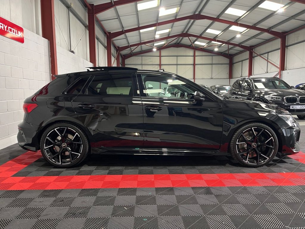 Used Audi RS3 2023 for sale - 76147783: Photo 9