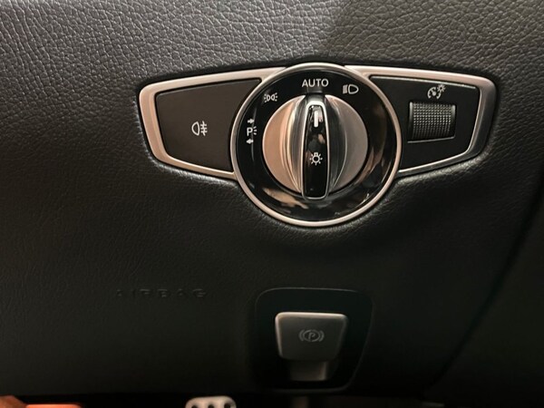 Used Mercedes-Benz E Class 2020 for sale - 75728357: Photo 39
