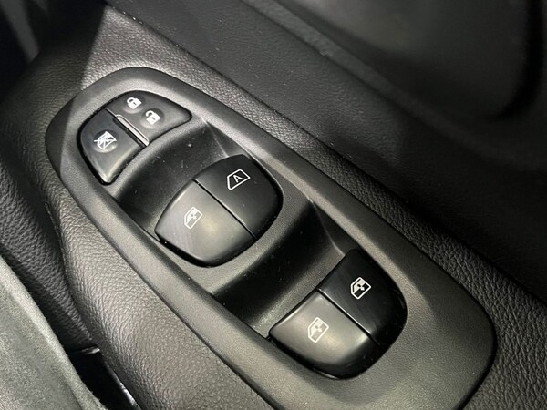 Used Renault Kadjar 2017 for sale - 75728302: Photo 21