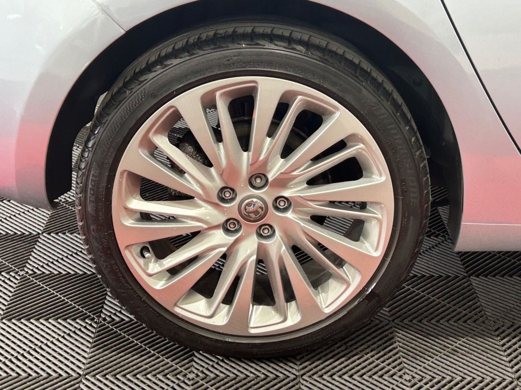 Vehicle 33