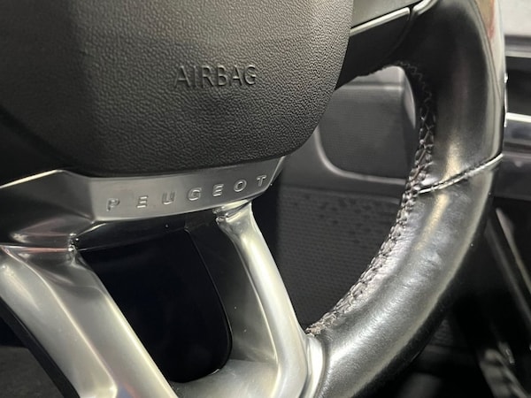 Used Peugeot 208 2016 for sale - 76056970: Photo 24