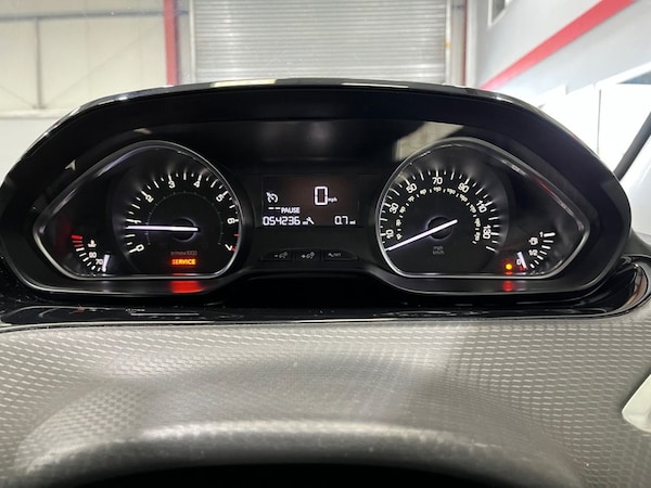 Used Peugeot 208 2016 for sale - 76056970: Photo 26
