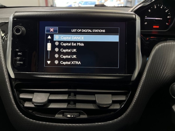 Used Peugeot 208 2016 for sale - 76056970: Photo 32