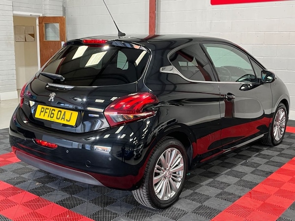 Used Peugeot 208 2016 for sale - 76056970: Photo 7