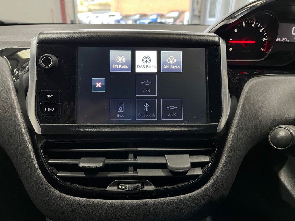 Used Peugeot 208 2015 for sale - 76356990: Photo 33
