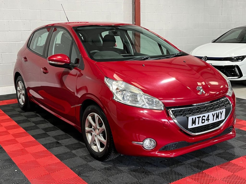 Used Peugeot 208 2015 for sale - 76356990: Photo 4